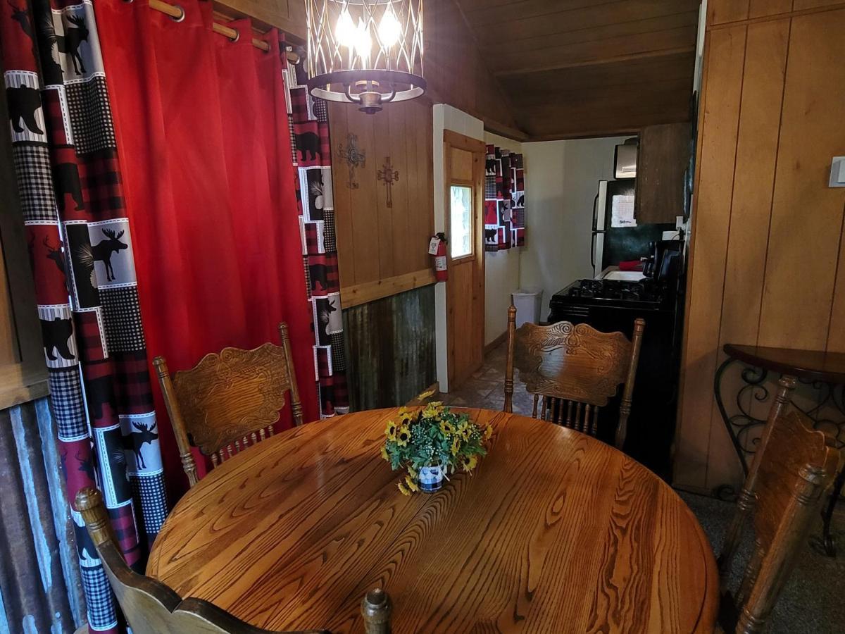 Отель Sierra Blanca Cabins Руидозо Экстерьер фото