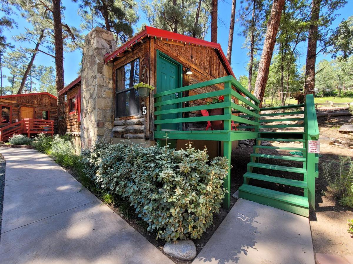 Отель Sierra Blanca Cabins Руидозо Экстерьер фото