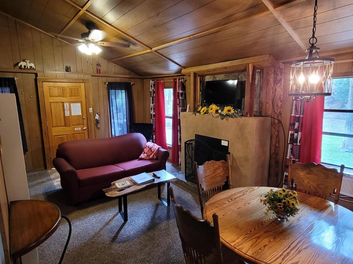 Отель Sierra Blanca Cabins Руидозо Экстерьер фото